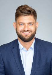 realtor portrait