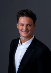 realtor portrait