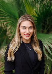 realtor portrait