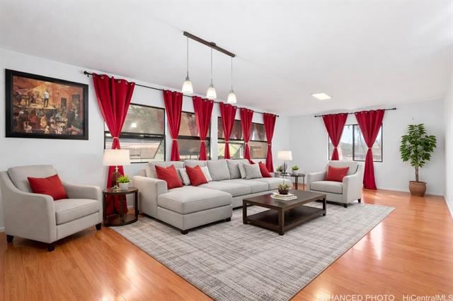 Primary photo for MLS#202527699
