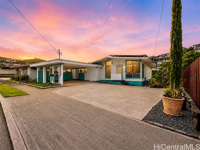 Primary photo for MLS#202612118
