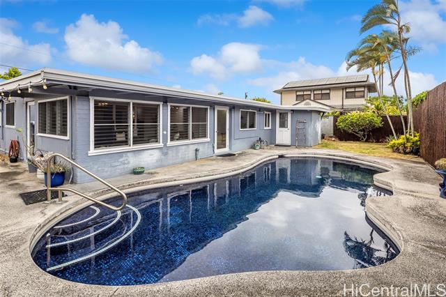 Primary photo for MLS#202613492
